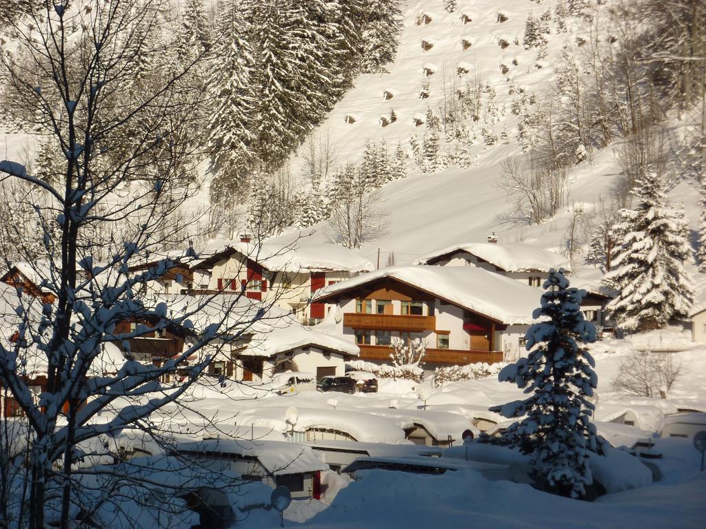 Haus Christopherus Apartment Klosterle am Arlberg Bagian luar foto