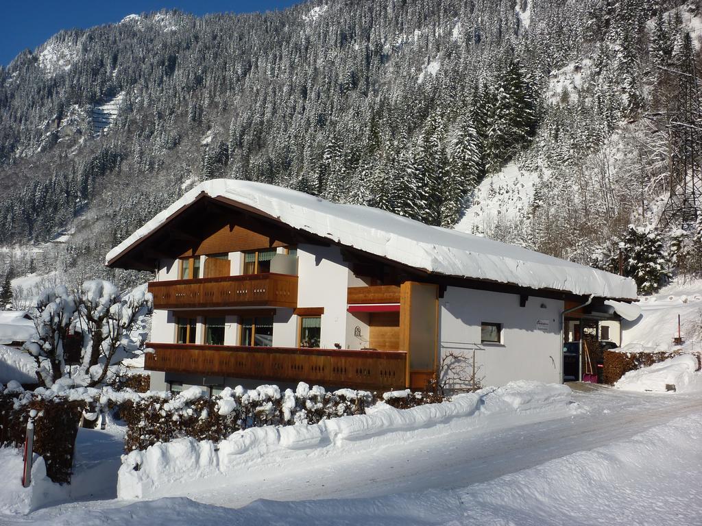 Haus Christopherus Apartment Klosterle am Arlberg Bagian luar foto